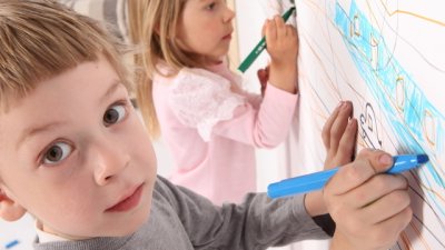 Защо е полезно съревнованието между братя и сестри?