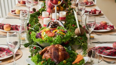 Как да подредим правилно празничната трапеза 