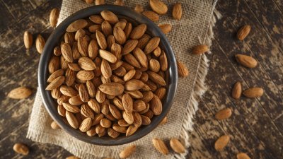 Най-полезните мазнини за кожа без бръчки