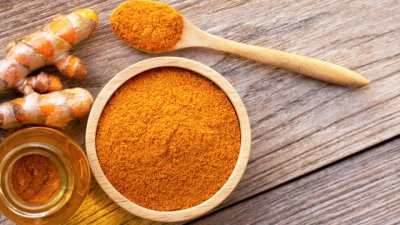 Маски с куркума за всяка нужда на кожата