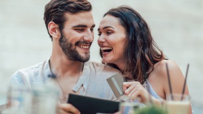 Най-добрият начин да разберете дали той е отдаден на вас 