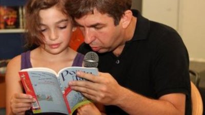 С четене, рисунки и шоколад премина денят на Роалд Дал