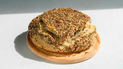 Бърза рецепта за нисковъглехидратен хляб с чиа