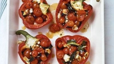 Пълнени камби с фета сирене и чери доматки