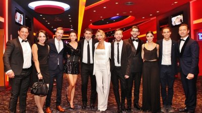 Диляна Попова и Асен Блатечки отидоха заедно на премиерата на „Завръщане“