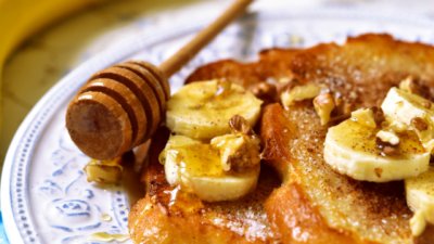 Запечени френски филийки с  мед и орехи