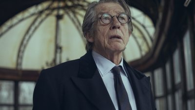 Хит на Дейвид Бауи в сериала „Последните пантери“