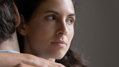 10 мисли, които да запазите за себе си във връзката 