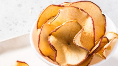 Ябълков чипс с канела  