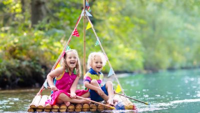 Забавни летни игри, които са полезни за развитието на децата