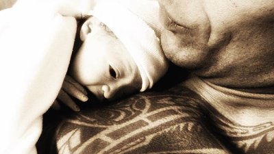 Скалата показа малката си дъщеря