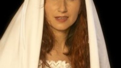 Ансамбъл "Българе" представя новия си спектакъл "Албена"