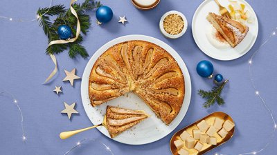 Бърз коледен сладкиш с марципан и круши за перфектната коледна вечеря