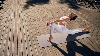 Какво представляват соматичните упражнения и как помагат на здравето?