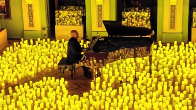 Боби Вълчев с лятно турне на свещи