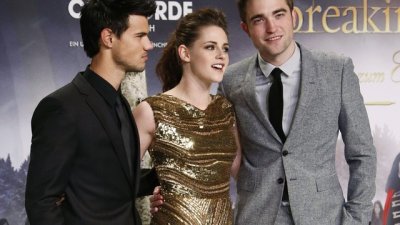 Жената иска много мъже едновременно