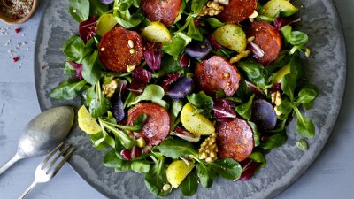 Салати, подходящи за лятното ви барбекю