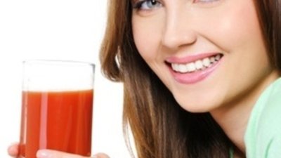 Свежа напитка за сияйна кожа