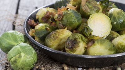 Запечено брюкселско зеле