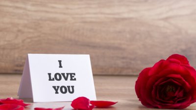 Как да разберете кога да кажете „обичам те“