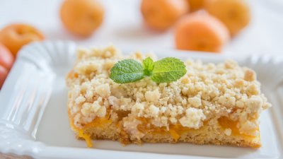 Маслен пай с праскови 