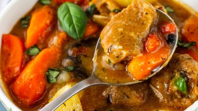 Яхния с агнешко за Великден