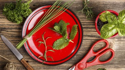 10 начина да заместите ножа с ножици в кухнята