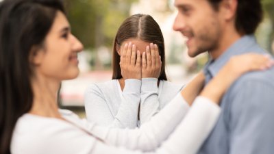 5 знака, че той все още мисли за бившата си и не търси сериозна връзка