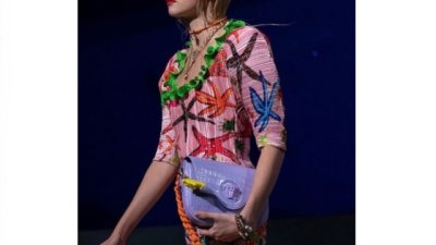 Versace представи колекцията си пролет/лято 2021