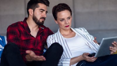 15 знака, че сте във връзка, само за да не сте сами