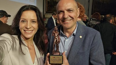 Яна Маринова спечели наградата „Най-добра актриса“ на фестивала Castelli Romani International Film Festival в Италия