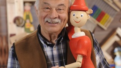 Напусна ни артистът Вълчо Камарашев