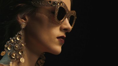 Слънчевите очила – ексцентрични и закачливи