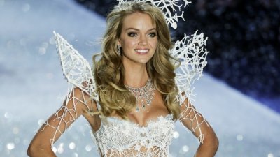 Горещи секс пози за празничната нощ