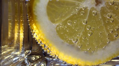 5 причини да пием вода с лимон за здраве