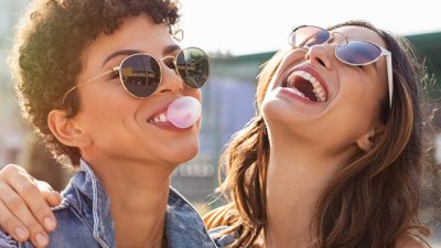 Как може да се отрази на зъбите дъвченето на дъвка без захар?