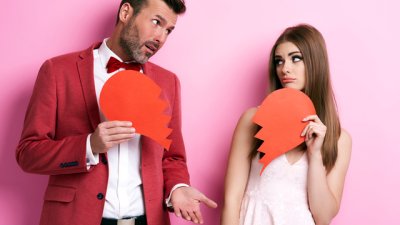 Знаци, че мъжът до вас е несигурен в себе си