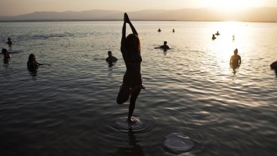 Отслабва ли се с йога?