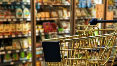 Храни, които не трябва да купувате от супермаркети