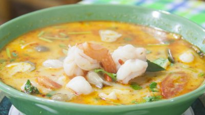 Тайландска супа със скариди и кокосово мляко