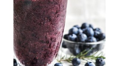 Боровинково смути с портокалов сок и ванилия 