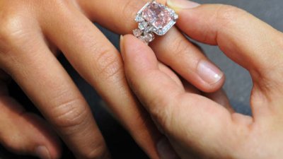 Годежен пръстен &ndash; диамант или цирконий?