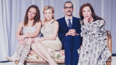 Програмата на театър „София“ за декември 2015