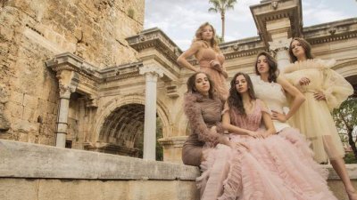 Златните момичета с нова фотосесия в Анталия