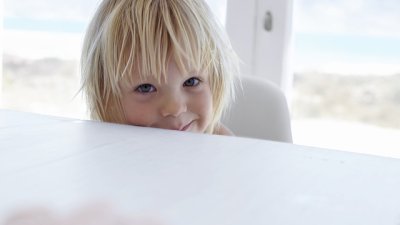 Надеждна защита за вашето дете по всяко време с Nivea Sun Kids джобен формат