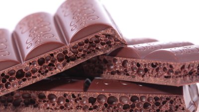 Тъмният шоколад понижава високото кръвно