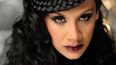 Мариана Попова в ролята на Магьосницата в поп-операта &bdquo;Рибарят и неговата душа&ldquo;