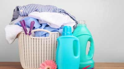 Трикове за удължаване живота на дрехите