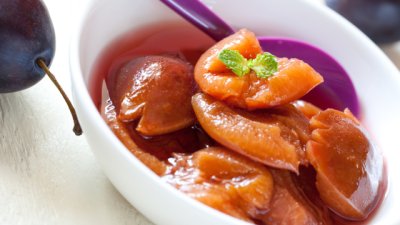 Компот от сини сливи