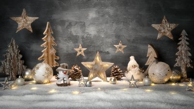 Свежи идеи за бюджетни коледни декорации за дома